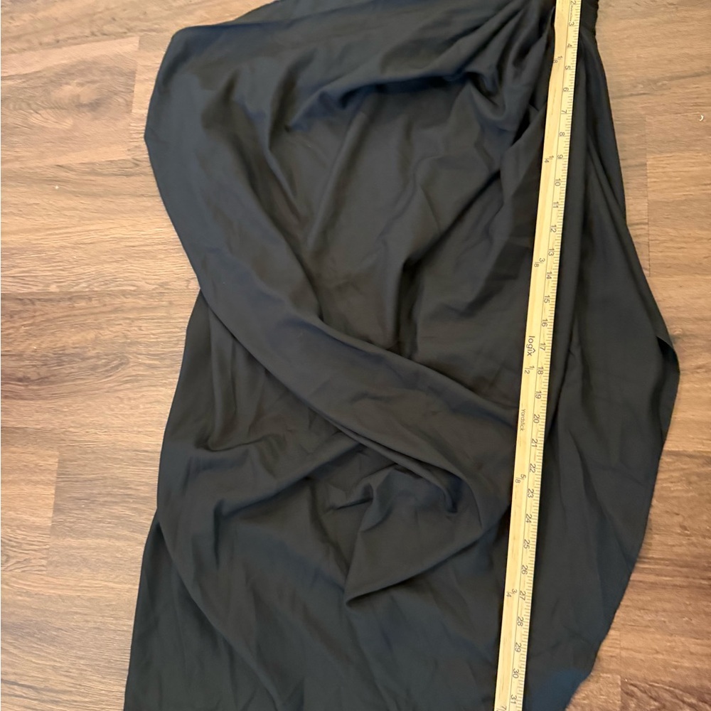 Pretty Little Things Black Side Ruched Midi Skirt US 22/ UK 26 New - Picture 6 of 10